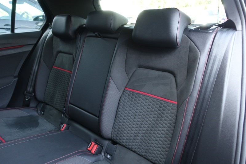 2021 (21) VOLKSWAGEN GOLF 2.0 TSI 300 GTI Clubsport 5dr DSG 5634773