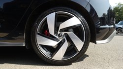 2021 (21) VOLKSWAGEN GOLF 2.0 TSI 300 GTI Clubsport 5dr DSG 5634748