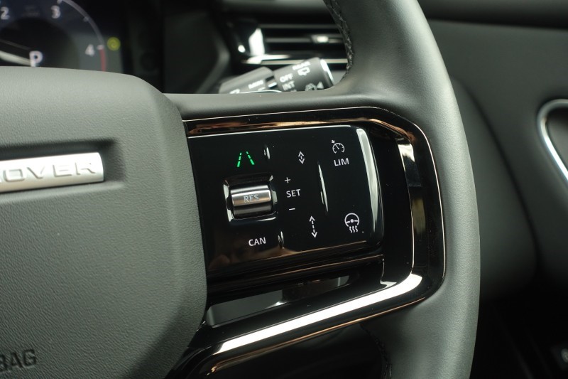 2025 (25) LAND ROVER RANGE ROVER VELAR 2.0 D200 MHEV Dynamic SE 5dr Auto 5704337