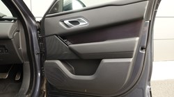 2025 (25) LAND ROVER RANGE ROVER VELAR 2.0 D200 MHEV Dynamic SE 5dr Auto 5704352