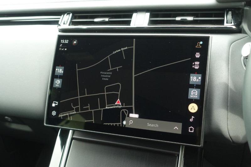 2025 (25) LAND ROVER RANGE ROVER VELAR 2.0 D200 MHEV Dynamic SE 5dr Auto 5704316