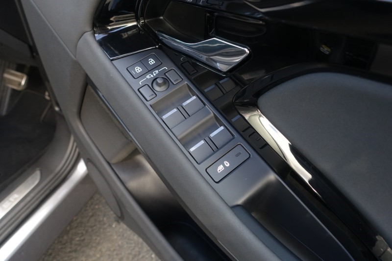 2024 (74) LAND ROVER RANGE ROVER EVOQUE 2.0 D165 Dynamic SE 5dr Auto 5698319