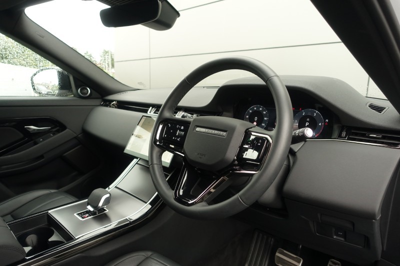 2025 (25) LAND ROVER RANGE ROVER EVOQUE 2.0 D200 Dynamic SE 5dr Auto 5697901