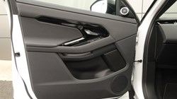 2025 (25) LAND ROVER RANGE ROVER EVOQUE 2.0 D200 Dynamic SE 5dr Auto 5697916