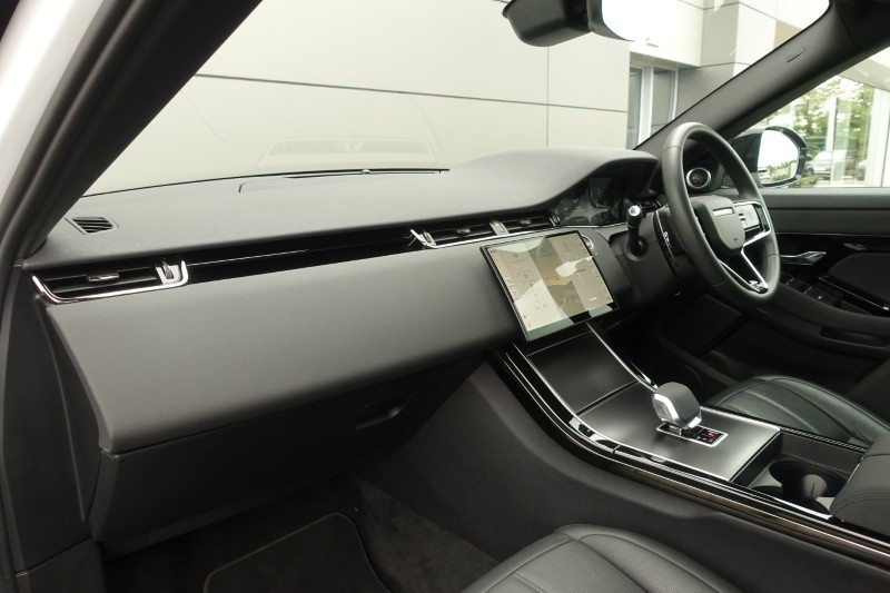 2025 (25) LAND ROVER RANGE ROVER EVOQUE 2.0 D200 Dynamic SE 5dr Auto 5697917