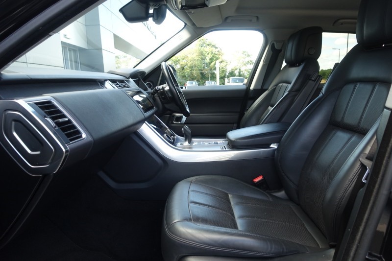 2022 (71) LAND ROVER RANGE ROVER SPORT 3.0 D250 HSE 5dr Auto [7 Seat] 5698657