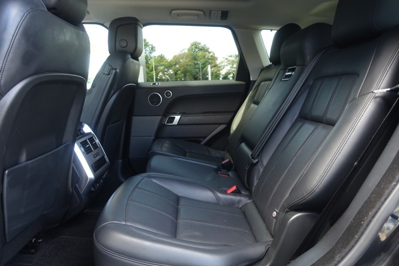 2022 (71) LAND ROVER RANGE ROVER SPORT 3.0 D250 HSE 5dr Auto [7 Seat] 5698658