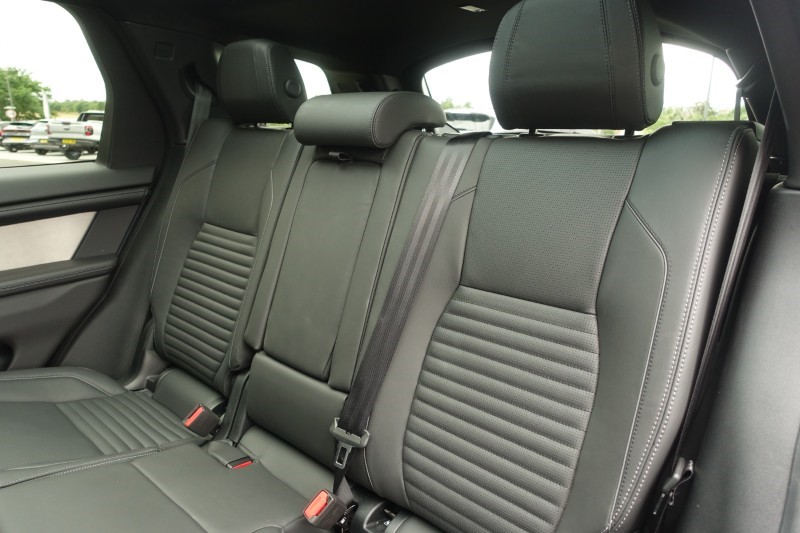 2025 (74) LAND ROVER DISCOVERY SPORT 2.0 D200 Dynamic HSE 5dr Auto [7 Seat] 5729970