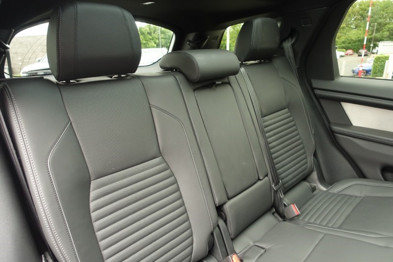 2025 (74) LAND ROVER DISCOVERY SPORT 2.0 D200 Dynamic HSE 5dr Auto [7 Seat] 5729966