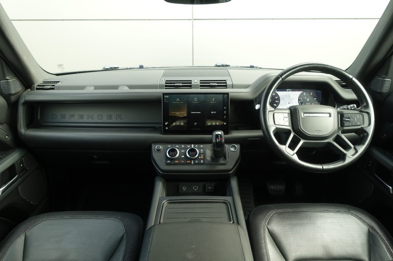 2022 (22) LAND ROVER DEFENDER 3.0 D250 X-Dynamic HSE 110 5dr Auto 5698076