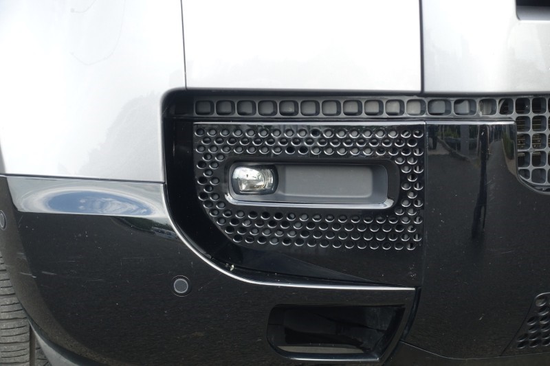2022 (22) LAND ROVER DEFENDER 3.0 D250 X-Dynamic HSE 110 5dr Auto 5698089