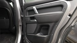 2022 (22) LAND ROVER DEFENDER 3.0 D250 X-Dynamic HSE 110 5dr Auto 5698128