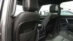 2022 (22) LAND ROVER DEFENDER 3.0 D250 X-Dynamic HSE 110 5dr Auto 5698132