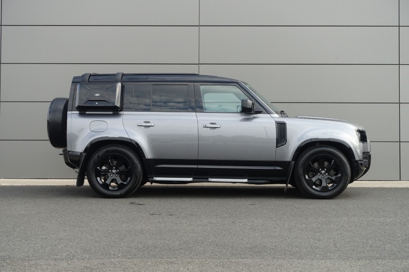 2022 (22) LAND ROVER DEFENDER 3.0 D250 X-Dynamic HSE 110 5dr Auto 5698072