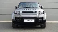 2022 (22) LAND ROVER DEFENDER 3.0 D250 X-Dynamic HSE 110 5dr Auto 5698074