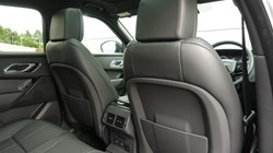 2025 (25) LAND ROVER RANGE ROVER VELAR 2.0 D200 MHEV Dynamic HSE 5dr Auto 5689428