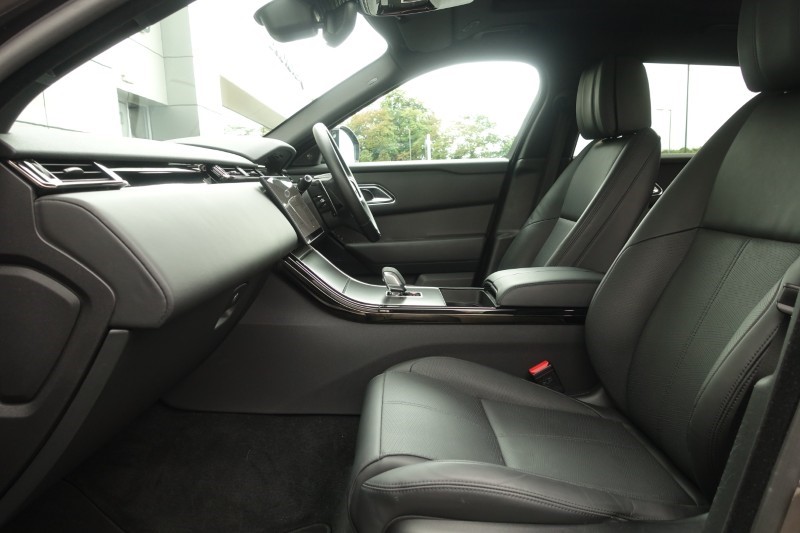 2025 (25) LAND ROVER RANGE ROVER VELAR 2.0 D200 MHEV Dynamic HSE 5dr Auto 5689374