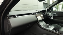 2025 (25) LAND ROVER RANGE ROVER VELAR 2.0 D200 MHEV Dynamic HSE 5dr Auto 5689437