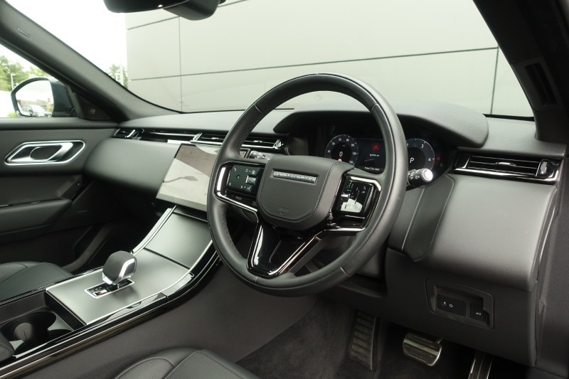 2025 (25) LAND ROVER RANGE ROVER VELAR 2.0 D200 MHEV Dynamic HSE 5dr Auto 5689419