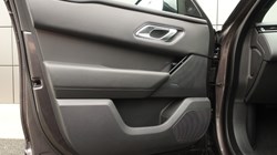2025 (25) LAND ROVER RANGE ROVER VELAR 2.0 D200 MHEV Dynamic HSE 5dr Auto 5689435