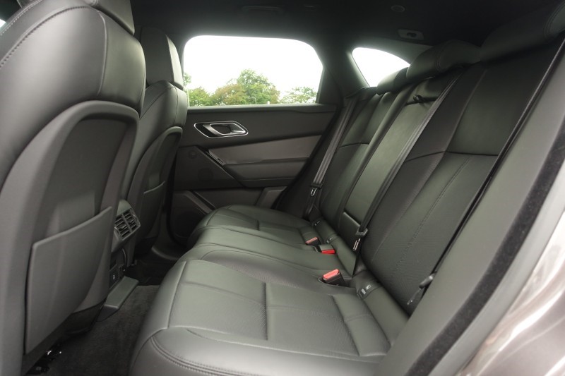 2025 (25) LAND ROVER RANGE ROVER VELAR 2.0 D200 MHEV Dynamic HSE 5dr Auto 5689375