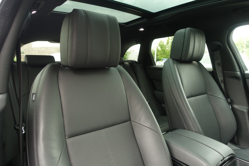 2025 (25) LAND ROVER RANGE ROVER VELAR 2.0 D200 MHEV Dynamic HSE 5dr Auto 5689420