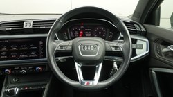 2021 (70) AUDI Q3 40 TDI Quattro S Line 5dr S Tronic 5699061