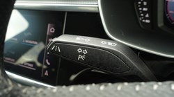 2021 (70) AUDI Q3 40 TDI Quattro S Line 5dr S Tronic 5699068
