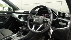 2021 (70) AUDI Q3 40 TDI Quattro S Line 5dr S Tronic 5699075