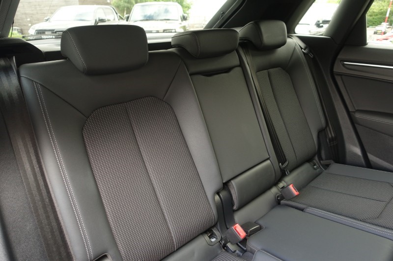 2021 (70) AUDI Q3 40 TDI Quattro S Line 5dr S Tronic 5699084