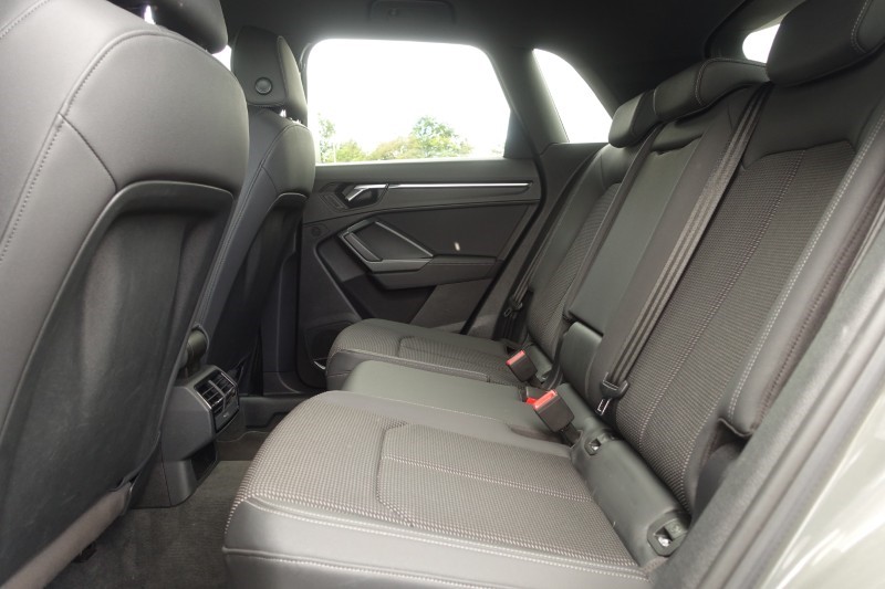2021 (70) AUDI Q3 40 TDI Quattro S Line 5dr S Tronic 5699051
