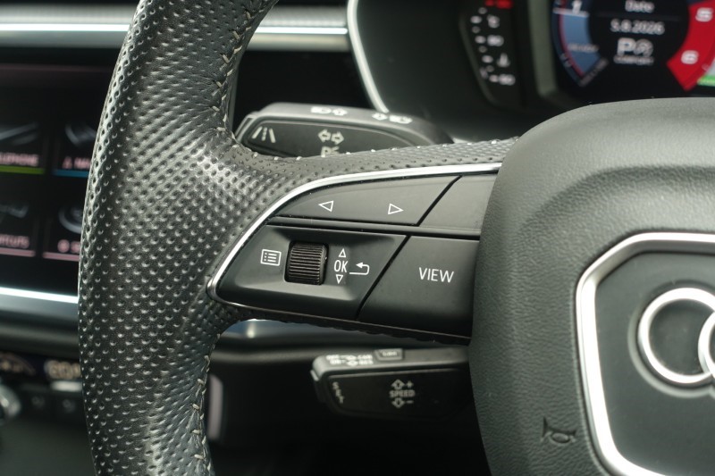 2021 (70) AUDI Q3 40 TDI Quattro S Line 5dr S Tronic 5699069