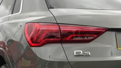 2021 (70) AUDI Q3 40 TDI Quattro S Line 5dr S Tronic 5699064
