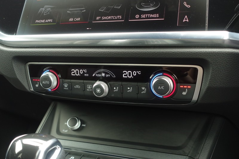 2021 (70) AUDI Q3 40 TDI Quattro S Line 5dr S Tronic 5699074