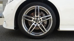 2018 (18) MERCEDES-BENZ E CLASS E220d AMG Line Premium Plus 2dr 9G-Tronic 5745309