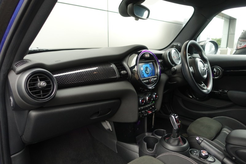 2019 (69) MINI HATCHBACK 2.0 Cooper S Sport II 5dr Auto 5722246