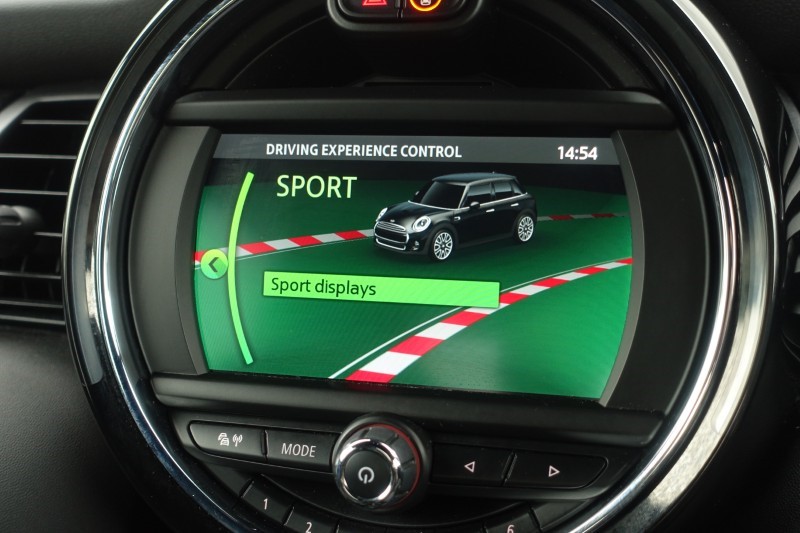 2019 (69) MINI HATCHBACK 2.0 Cooper S Sport II 5dr Auto 5722230