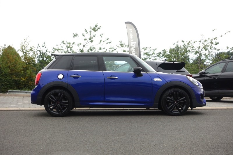 2019 (69) MINI HATCHBACK 2.0 Cooper S Sport II 5dr Auto 5722201