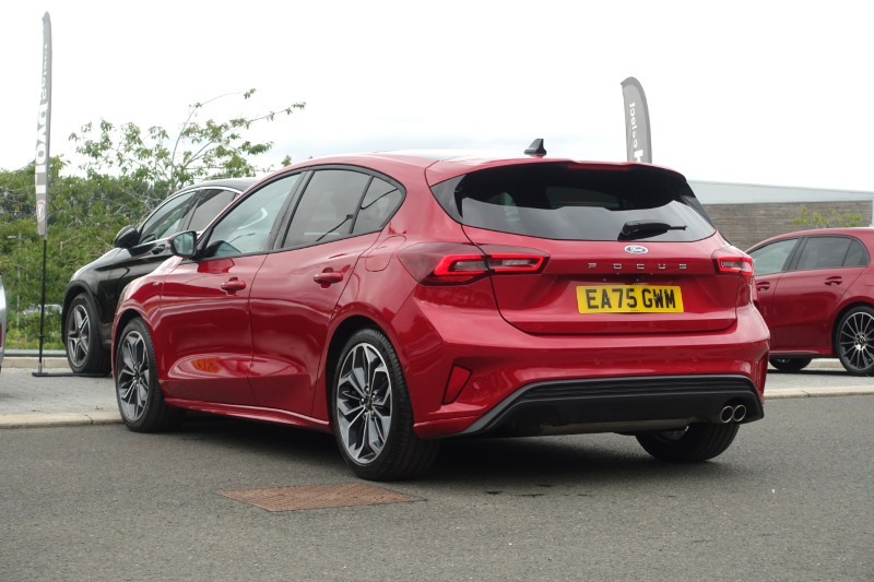 2025 (75) FORD FOCUS 1.0 EcoBoost Hybrid mHEV 155 ST-Line X 5dr Auto 5687183