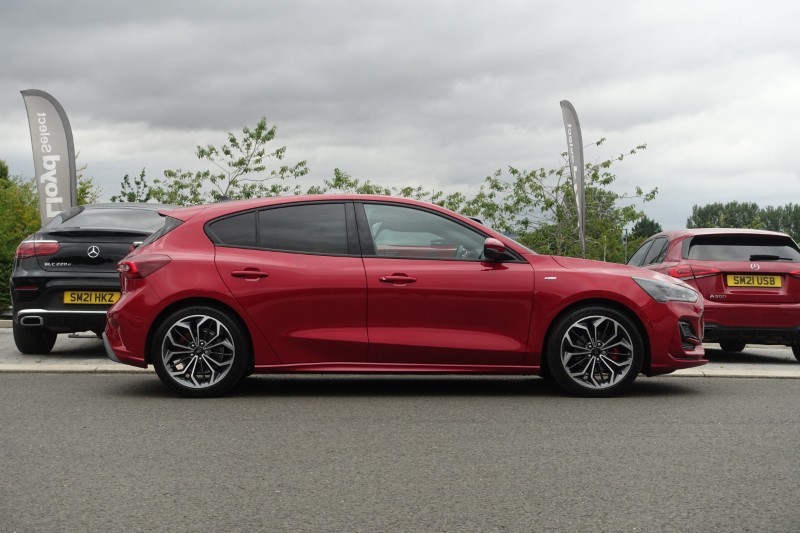 2025 (75) FORD FOCUS 1.0 EcoBoost Hybrid mHEV 155 ST-Line X 5dr Auto 5687186