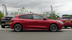 2025 (75) FORD FOCUS 1.0 EcoBoost Hybrid mHEV 155 ST-Line X 5dr Auto 5687186