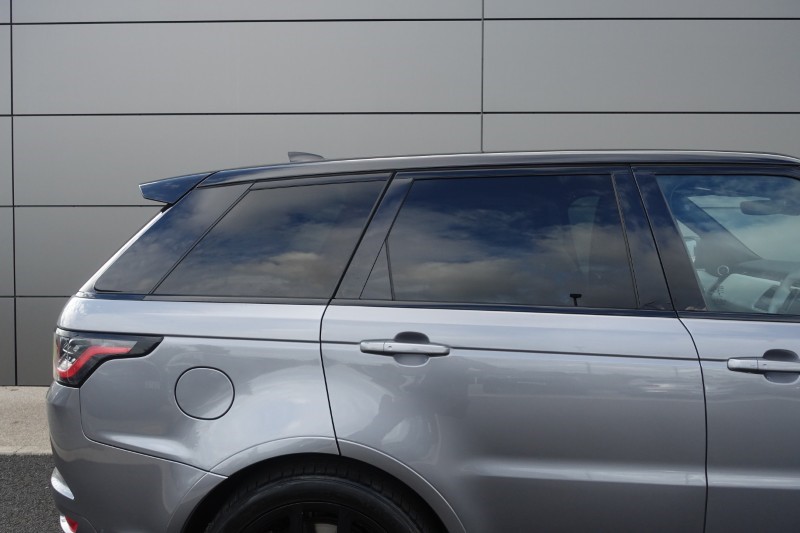 2020 (70) LAND ROVER RANGE ROVER SPORT 5.0 V8 S/C 575 SVR 5dr Auto 5698478