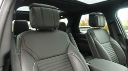 2023 (23) LAND ROVER DISCOVERY 3.0 D300 R-Dynamic HSE 5dr Auto 5896234
