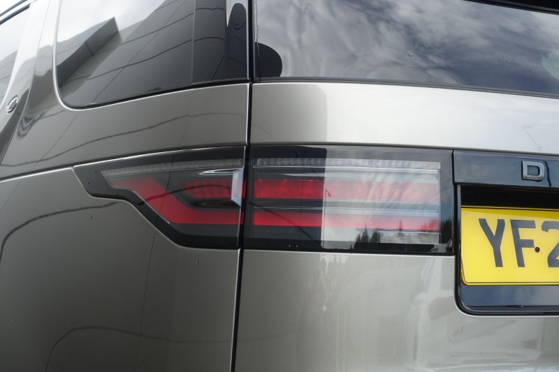 2023 (23) LAND ROVER DISCOVERY 3.0 D300 R-Dynamic HSE 5dr Auto 5896208