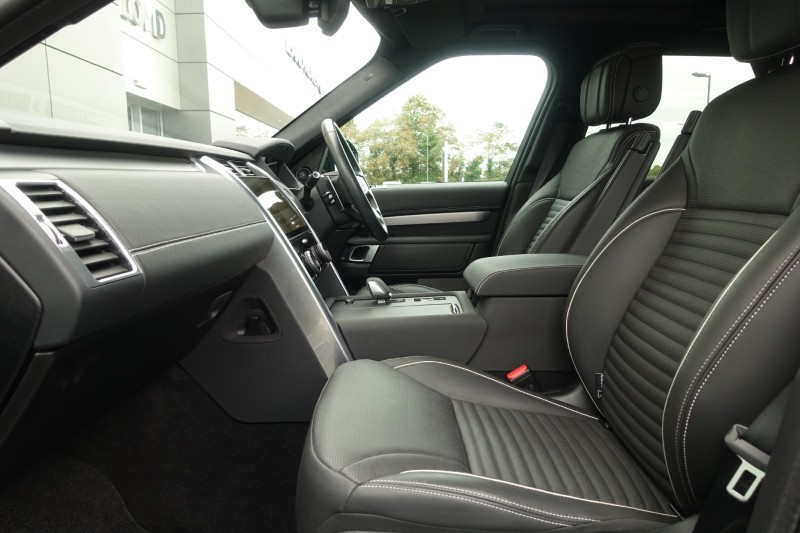 2023 (23) LAND ROVER DISCOVERY 3.0 D300 R-Dynamic HSE 5dr Auto 5896192