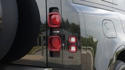 2023 (73) LAND ROVER DEFENDER 3.0 D250 X-Dynamic SE 110 5dr Auto 5713489