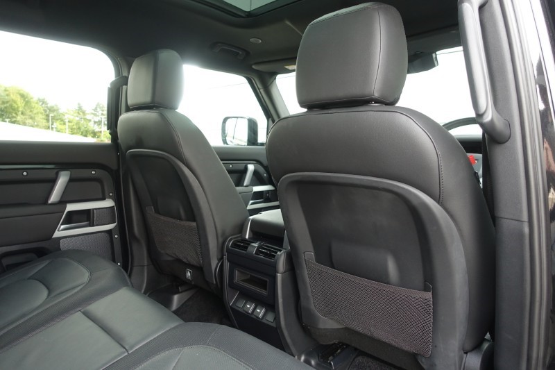2023 (73) LAND ROVER DEFENDER 3.0 D250 X-Dynamic SE 110 5dr Auto 5713514