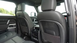 2023 (73) LAND ROVER DEFENDER 3.0 D250 X-Dynamic SE 110 5dr Auto 5713514
