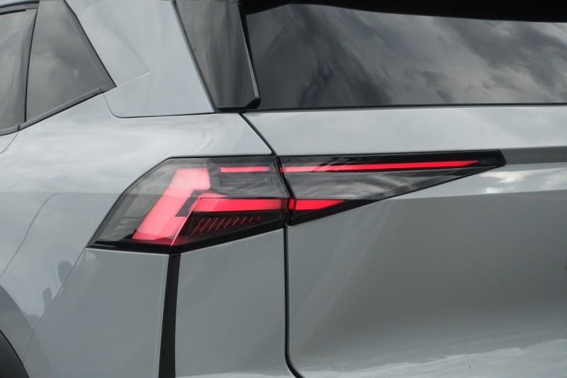 2025 (25) RENAULT SYMBIOZ 1.6 E-Tech FHEV 145 Techno Esprit Alpine 5dr Auto 5712716