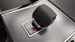 2024 (24) LAND ROVER RANGE ROVER VELAR 2.0 P400e Dynamic HSE 5dr Auto 5739445